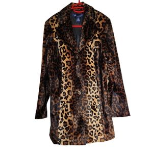 Susan Graver Style size medium leopard print lightweight jacket